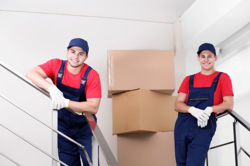 Local removal truck hire for residential and commercial customers in Cowley